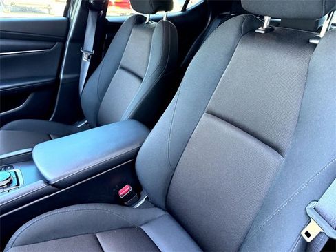 Used 2025 MAZDA MAZDA3 s image 13