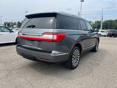 Used 2021 Lincoln Navigator Reserve w/ Luxury Package AWD/4WD image 4