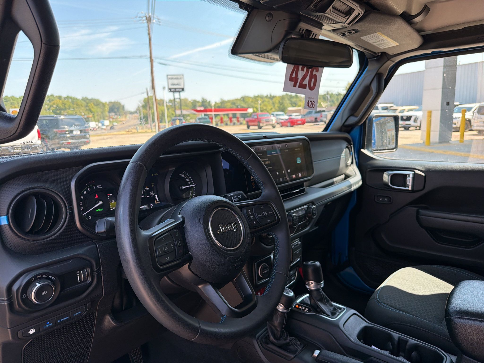Used 2024 Jeep Wrangler Unlimited Rubicon 4xe AWD/4WD image 14