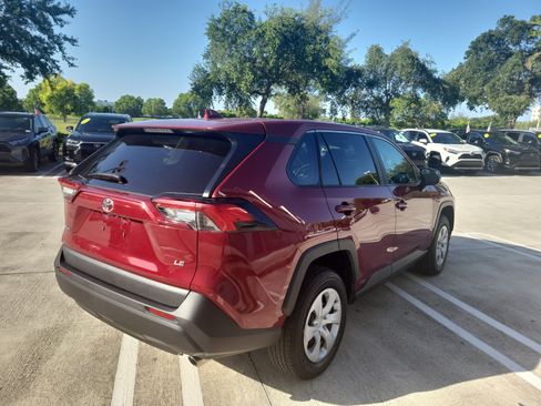 Certified 2024 Toyota RAV4 LE FWD image 7