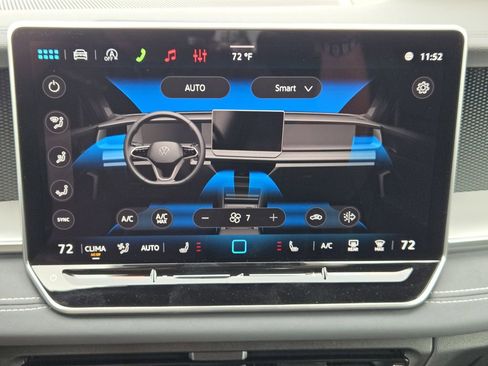 New 2026 Volkswagen Tiguan SE R-Line image 16