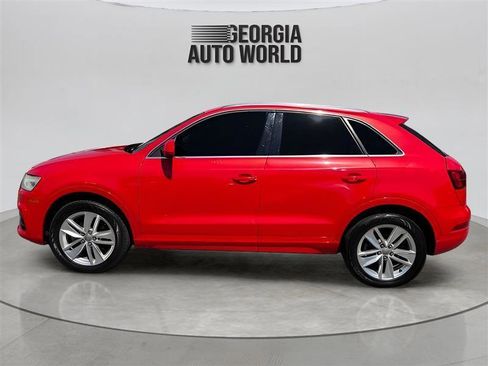 Used 2017 Audi Q3 2.0T Premium Plus w/ Premium Plus Package AWD/4WD image 5