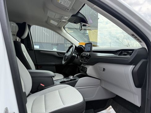 Used 2023 Ford Escape Active image 12