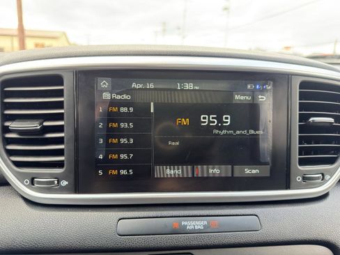 Used 2020 Kia Sportage S w/ S Sunroof Package FWD image 43