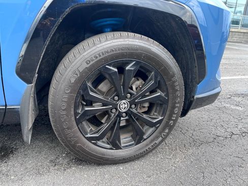 Used 2024 Toyota RAV4 SE AWD/4WD image 21