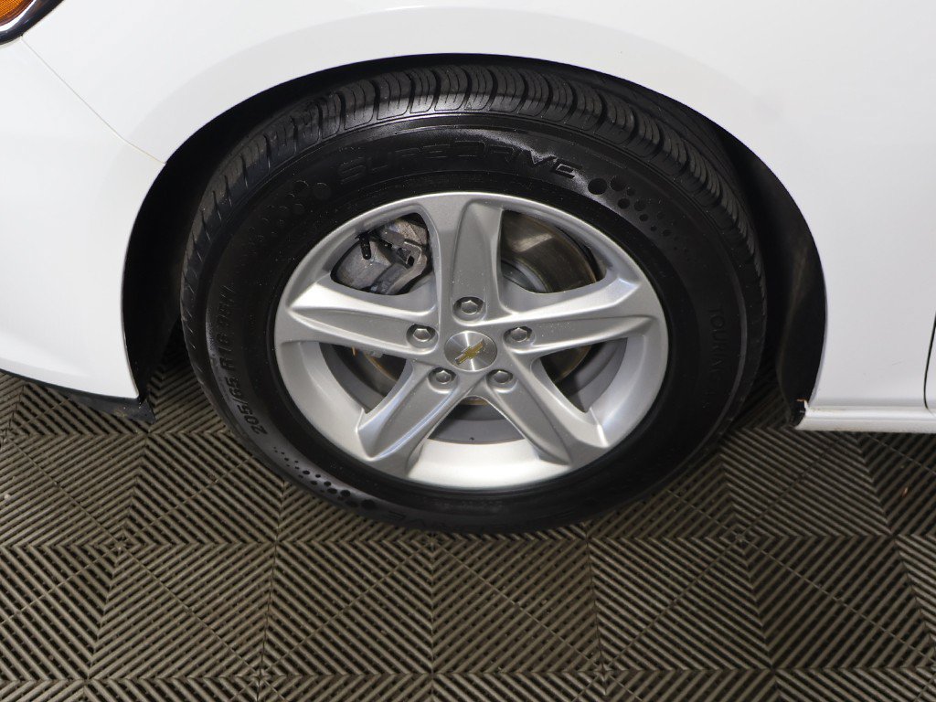 Used 2024 Chevrolet Malibu LS w/ Driver Confidence Package FWD image 15