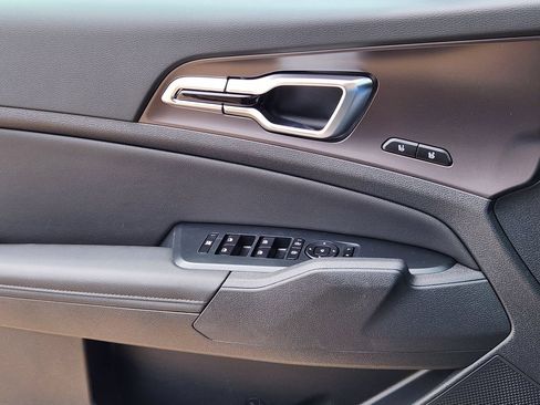 New 2026 Kia Sportage SX AWD/4WD image 6