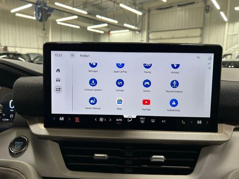 New 2026 Ford Explorer Active w/ Active Comfort Package image 22