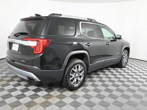 Used 2023 GMC Acadia SLT image 8