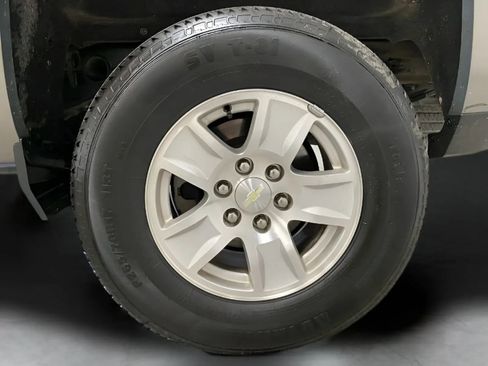 Used 2017 Chevrolet Silverado 1500 LT w/ All Star Edition RWD image 27