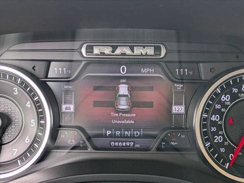 Used 2019 RAM 1500 Laramie RWD image 11