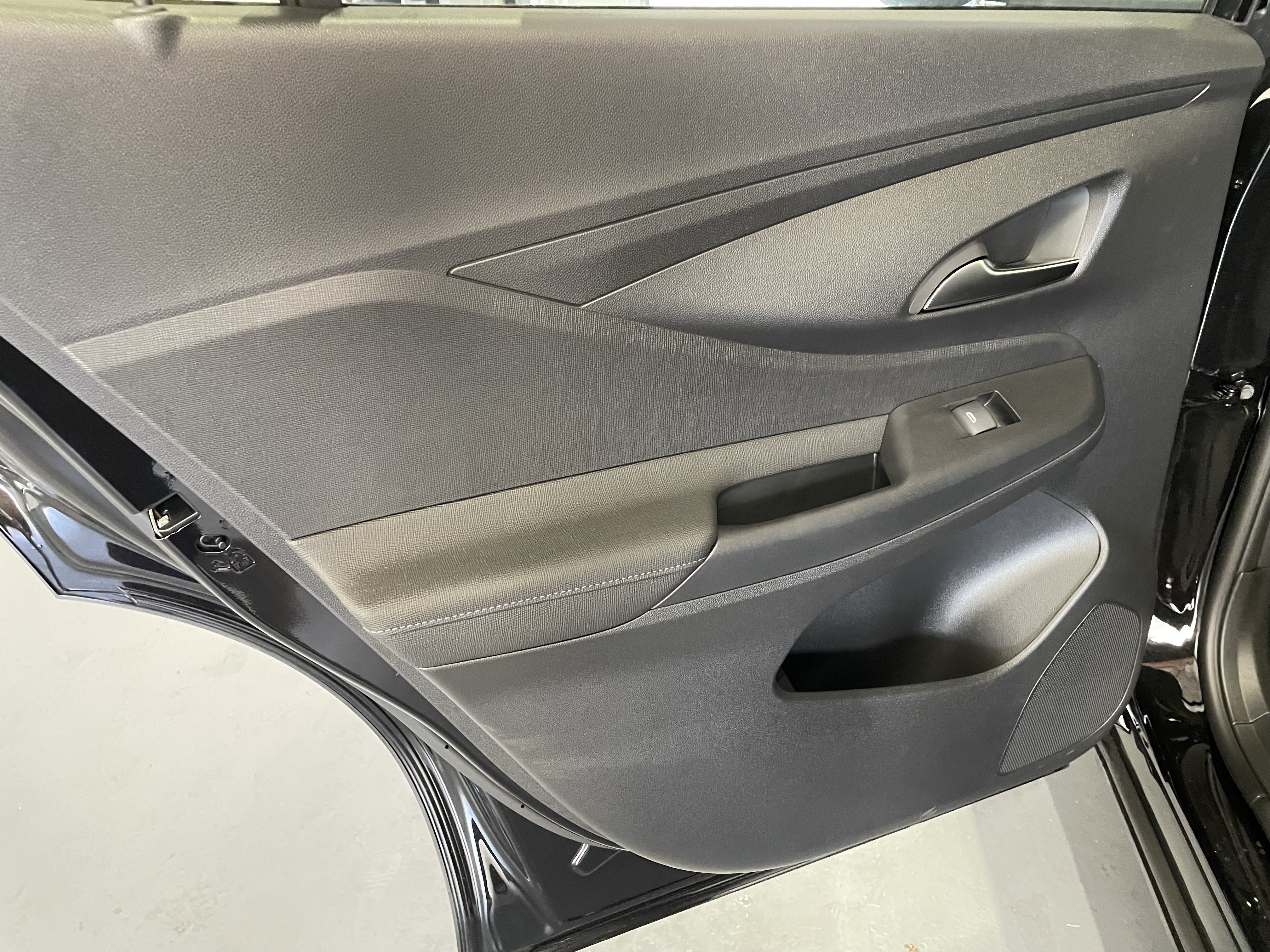 New 2026 Buick Envista Sport Touring w/ Convenience I Package FWD image 11
