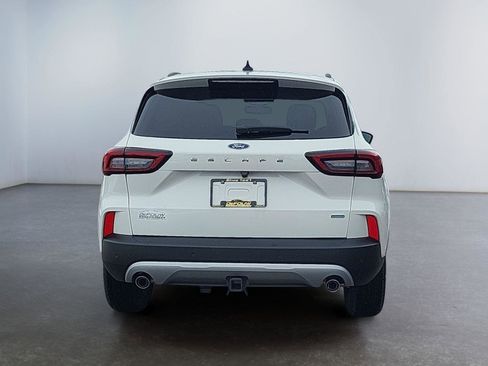 Used 2024 Ford Escape PHEV w/ PHEV Premium Package image 4