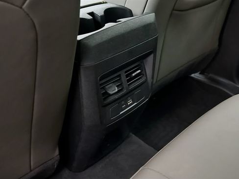 Used 2024 Chevrolet Colorado ZR2 AWD/4WD image 24