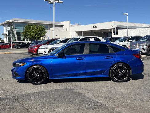 Certified 2022 Honda Civic Sport image 2