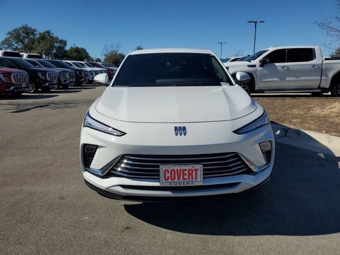 New 2026 Buick Envista Preferred image 2