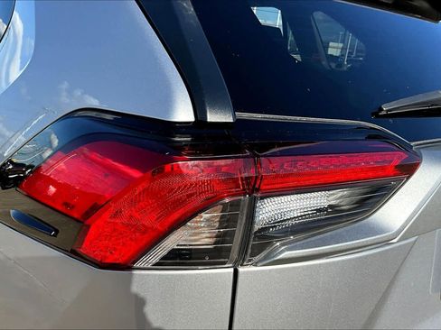 Used 2023 Toyota RAV4 XLE w/ Convenience Package FWD image 42