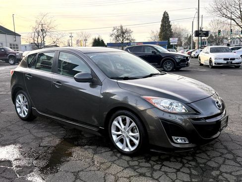 Used 2011 MAZDA MAZDA3 s Sport FWD image 4