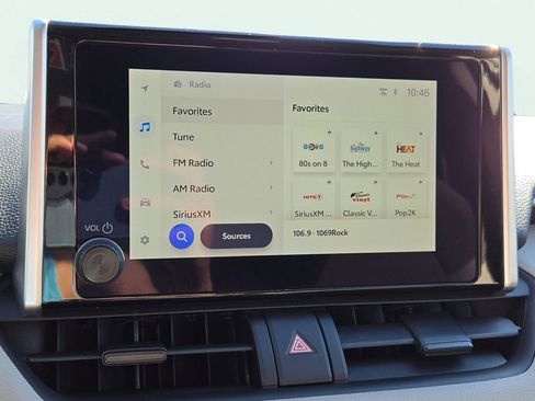 Used 2024 Toyota RAV4 XLE image 27