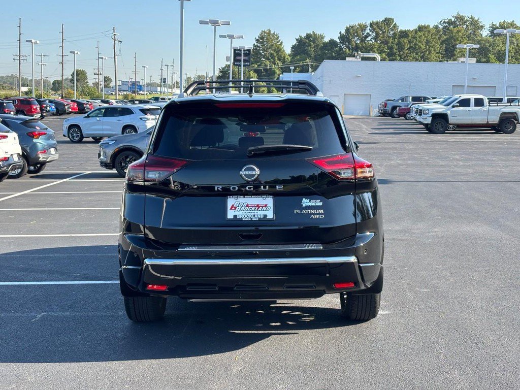 Used 2026 Nissan Rogue Platinum w/ Platinum Premium Package AWD/4WD image 4