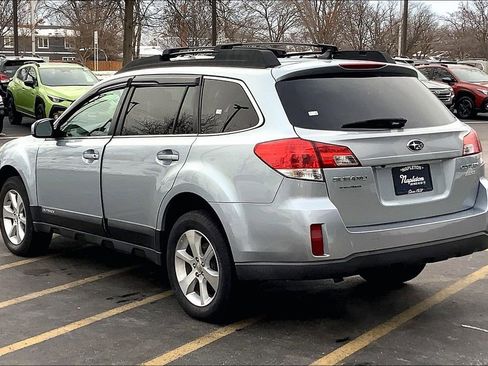 Used 2014 Subaru Outback 2.5i Limited w/ Moonroof Package image 11