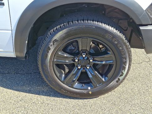 Certified 2024 RAM 1500 Classic Warlock w/ Trailer & Traction Group AWD/4WD image 18
