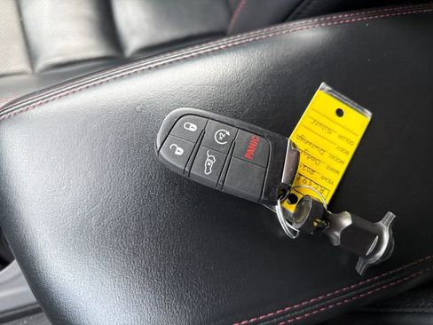 Used 2024 Dodge Durango GT AWD/4WD image 29
