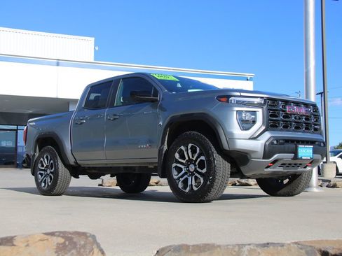 Certified 2024 GMC Canyon AT4 w/ AT4 Premium Package image 5