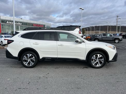 Used 2020 Subaru Outback Limited w/ Popular Package #2 image 2