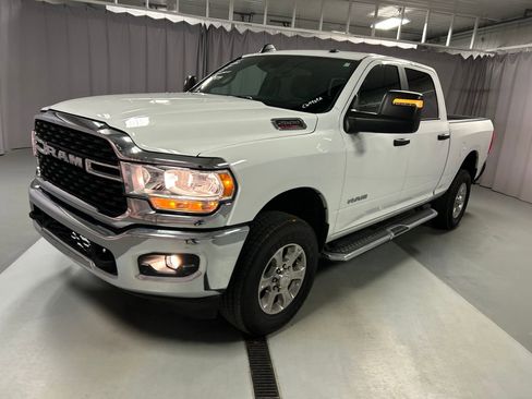 Used 2024 RAM 2500 Big Horn w/ Safety Group image 3