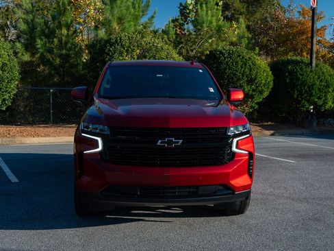 Used 2023 Chevrolet Tahoe RST w/ Sport Performance Package image 2