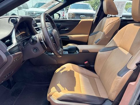 Used 2019 Lexus ES 350 w/ Accessory Package 2 FWD image 21