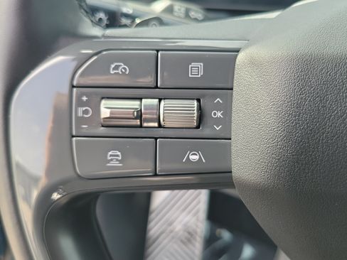 Used 2024 Kia EV9 GT-Line AWD/4WD image 30