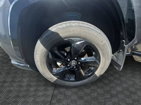 Used 2021 Toyota RAV4 XSE AWD/4WD image 13
