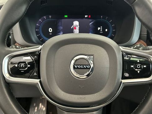 Certified 2023 Volvo XC60 B6 Ultimate w/ Protection Package Premier image 12