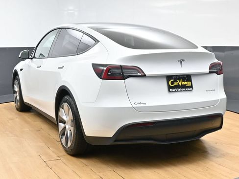 Used 2023 Tesla Model Y Long Range AWD/4WD image 58