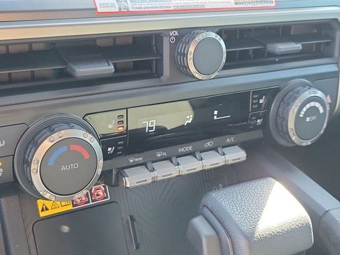 Used 2025 Toyota 4Runner TRD Off-Road Premium image 29