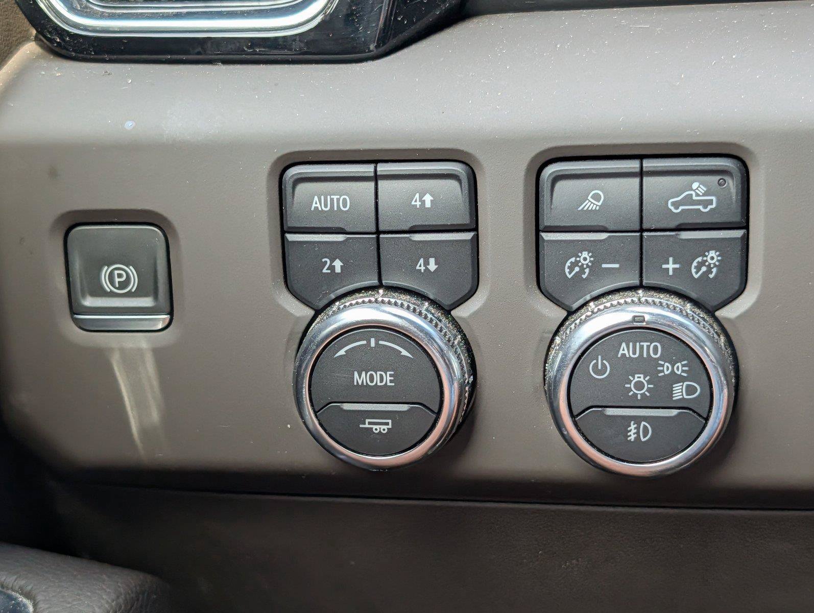 Certified 2024 GMC Sierra 1500 Denali w/ Denali Reserve Package AWD/4WD image 25