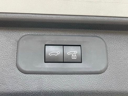 Used 2025 Toyota Grand Highlander FWD image 15