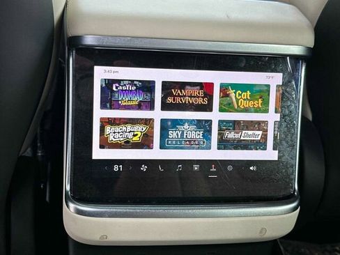 Used 2022 Tesla Model X image 16