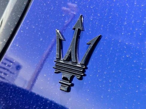 Used 2023 Maserati Grecale Modena AWD/4WD image 8