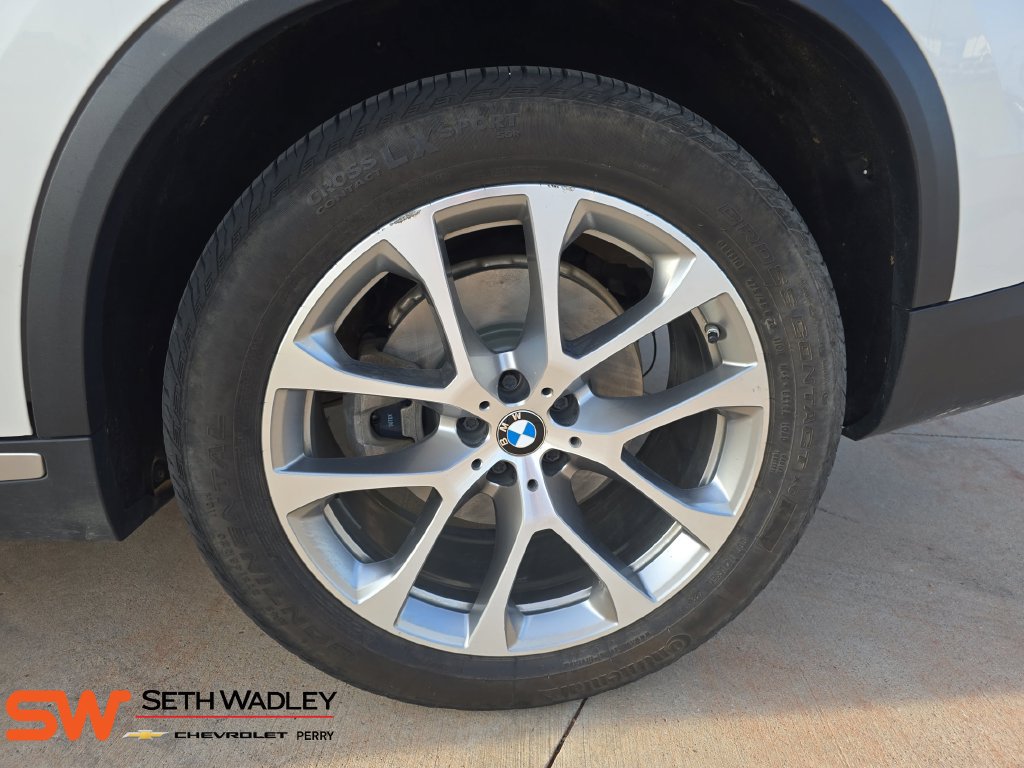 Used 2020 BMW X5 xDrive40i w/ Premium Package AWD/4WD image 33