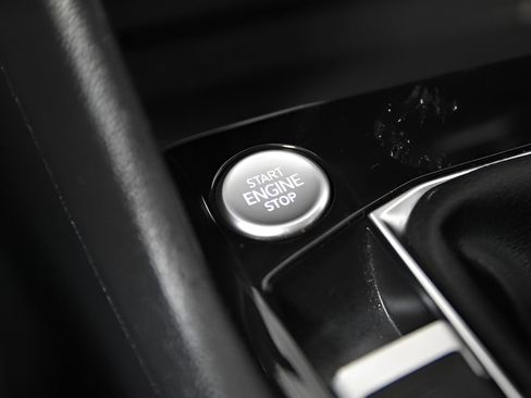 Used 2024 Volkswagen Taos S image 25