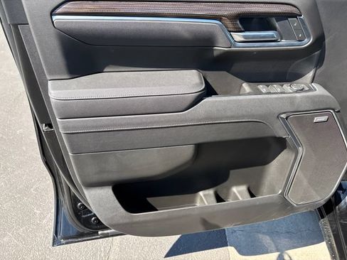 Certified 2025 Chevrolet Silverado 1500 RST AWD/4WD image 10