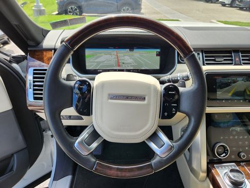 Used 2020 Land Rover Range Rover AWD/4WD image 18