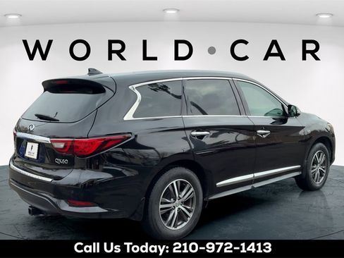 Used 2019 INFINITI QX60 Luxe w/ Essential Package image 3