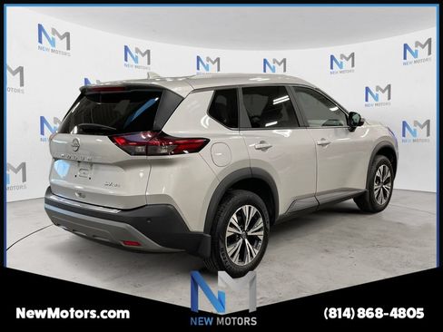 Used 2023 Nissan Rogue SV w/ SV Premium B Package AWD/4WD image 5