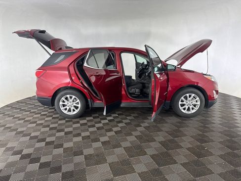Used 2018 Chevrolet Equinox LT FWD image 14