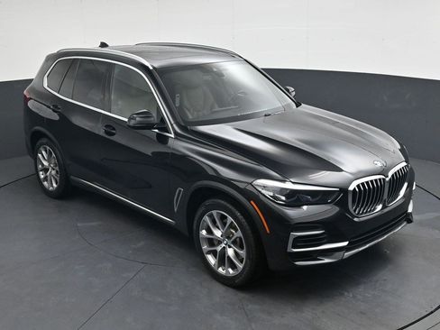 Used 2023 BMW X5 xDrive40i AWD/4WD image 25
