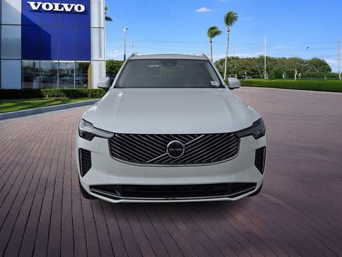 New 2026 Volvo XC90 B6 Plus w/ Protection Package Premier AWD/4WD image 2